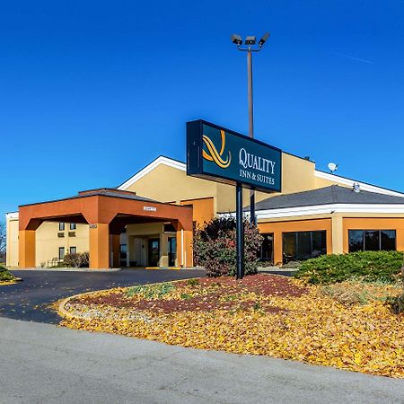 Quality Inn & Suites Southport Indianapolis Bagian luar foto